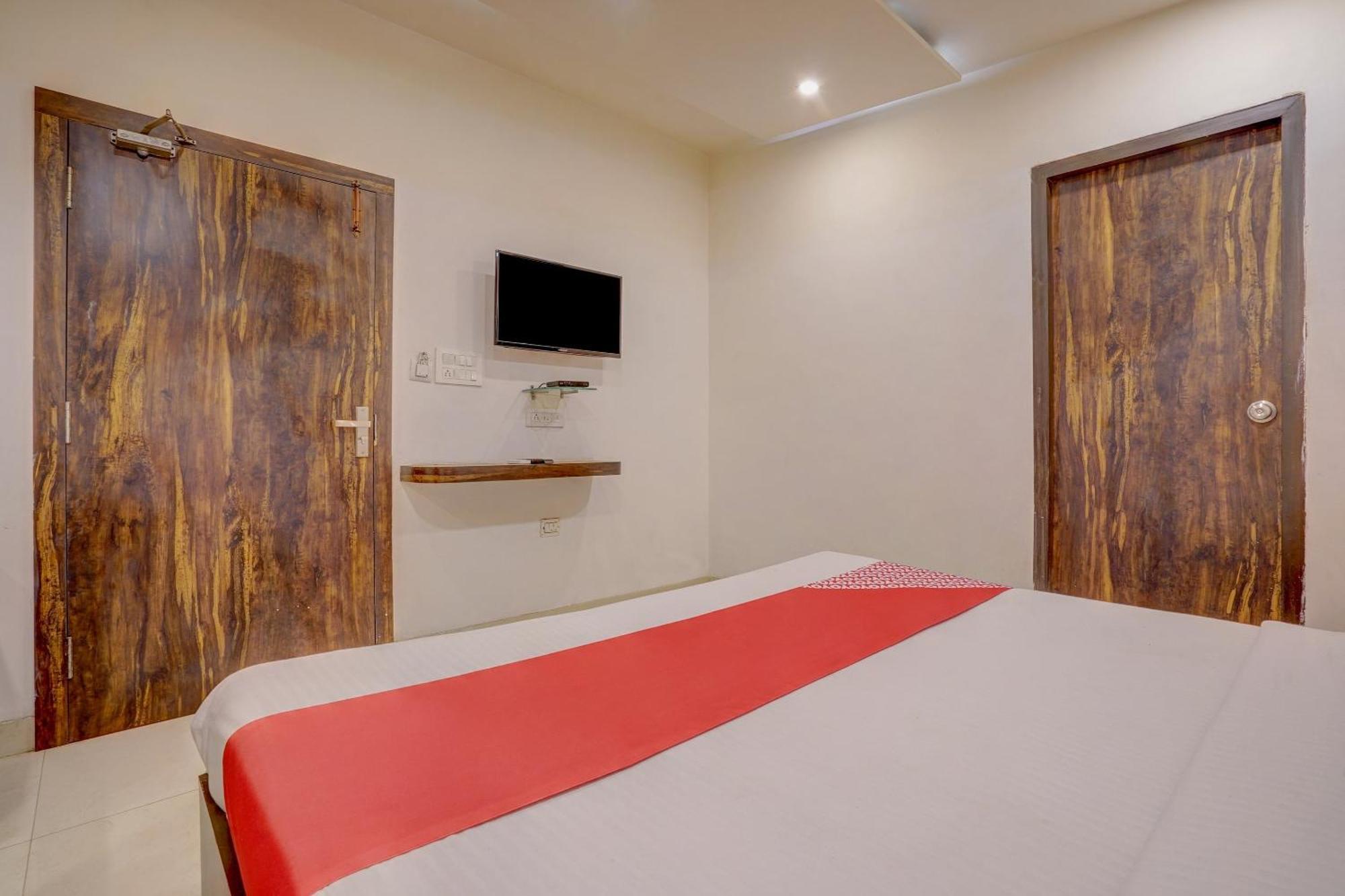 Super Hotel O Traveller Inn لاكناو المظهر الخارجي الصورة