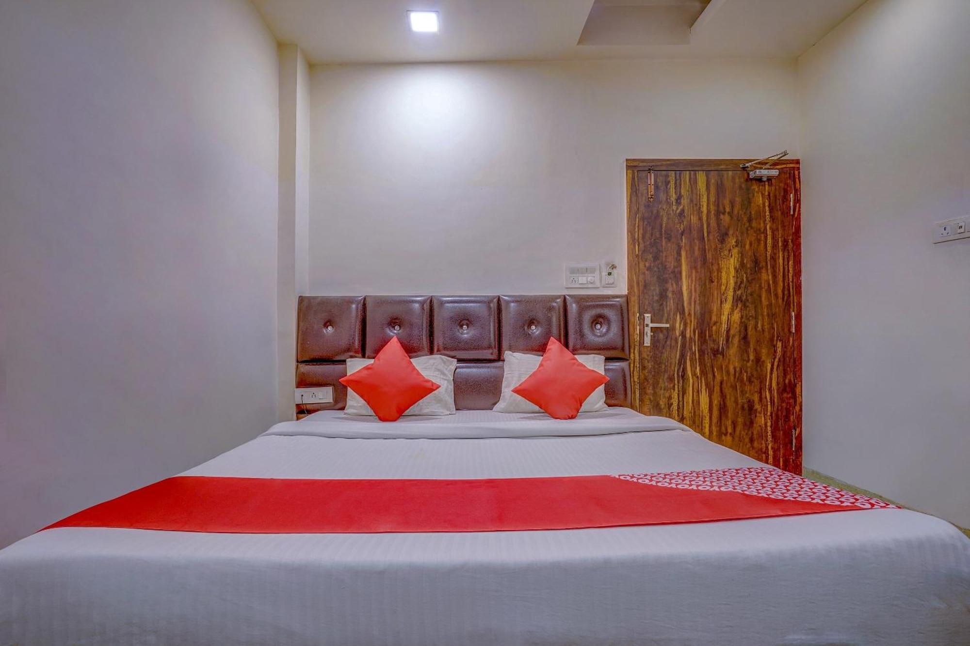 Super Hotel O Traveller Inn لاكناو المظهر الخارجي الصورة