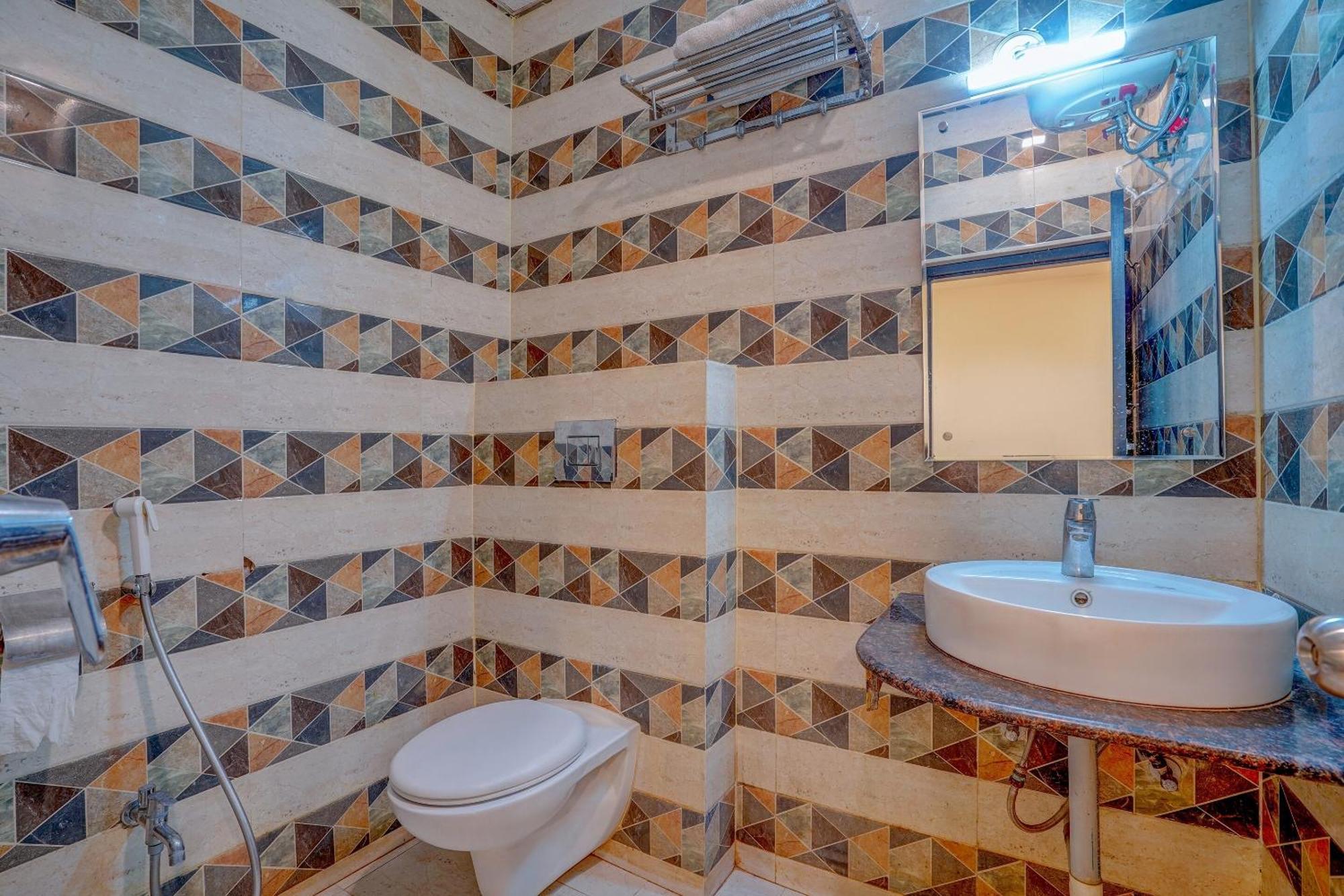 Super Hotel O Traveller Inn لاكناو المظهر الخارجي الصورة